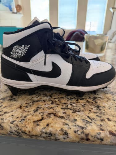 Black Men's Size M 10.5 (W 11.5) Adult Jordan Molded Cleats Cleats (Used)