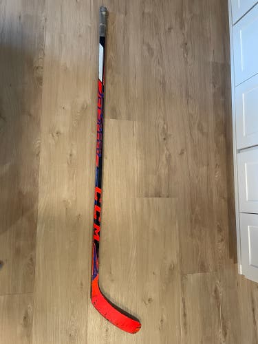 Intermediate CCM JetSpeed FT475 Right Handed Hockey Stick P29 50 Flex (Used)