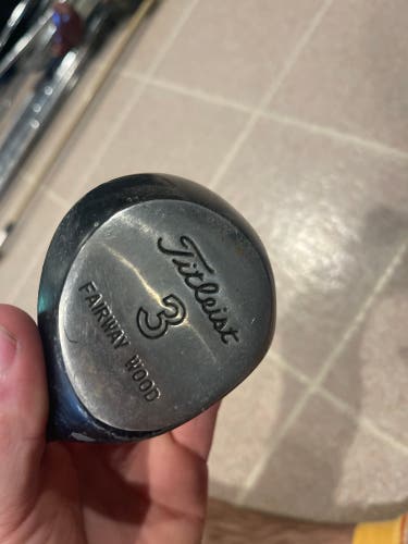 Titleist Right Handed Fairway Wood 3 Wood (Used)