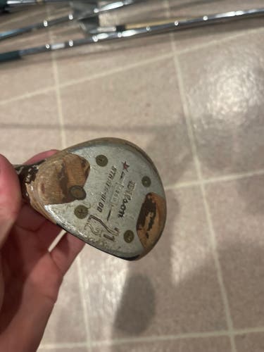 Men's Wilson Right Handed Fairway Wood (Used)