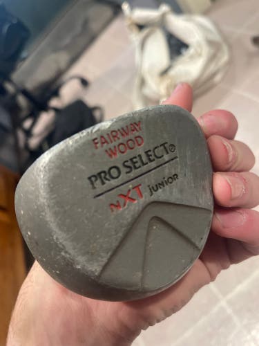 Junior Right Handed Fairway Wood (Used)