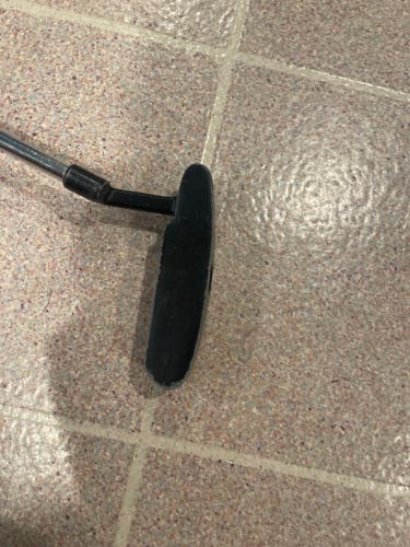 Right Handed Putter (Used)
