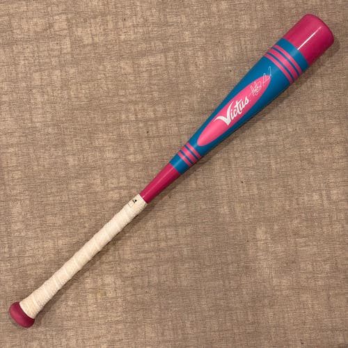2025 Victus Pro Crayon Maple USABat Certified Bat (-10) 17 oz 27" (Used)