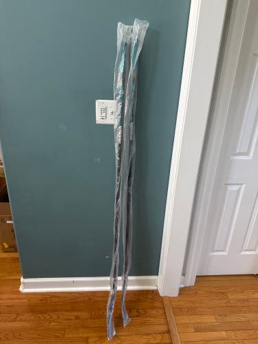 Senior CCM Vizion Right Handed Hockey Stick P29+1/4 65 Flex (New)