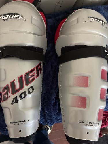 Junior Bauer Nexus 400 12" Shin Pads (Used)