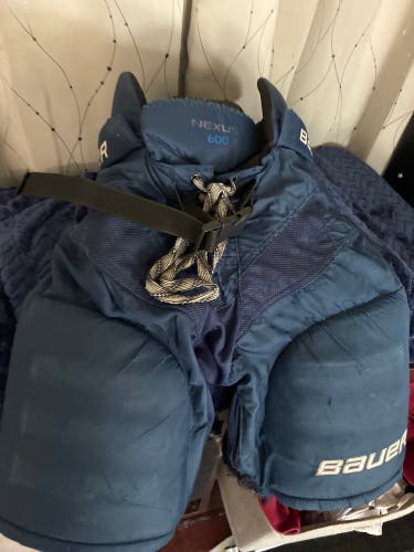 Men's Junior Medium Bauer Nexus 600 Hockey Pants (Used)