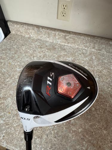 LH 10.5* TaylorMade R11s Left Hand Driver Stiff Flex 10.5 degree Loft (Used) r11