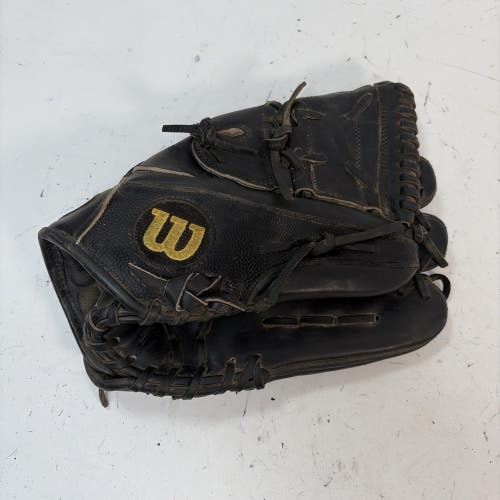 Wilson A2000 B2 Pro Stock Baseball Glove, Black, RHT, 12"