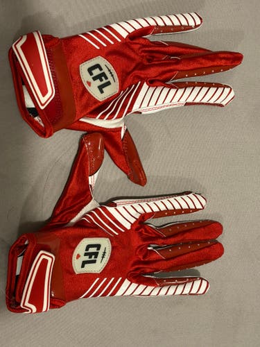 New Team Issued Calgary Stampeders CFL Football Gloves