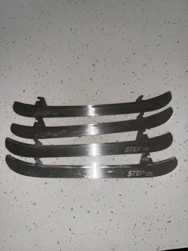 CCM Step Steel 255 mm (Used)