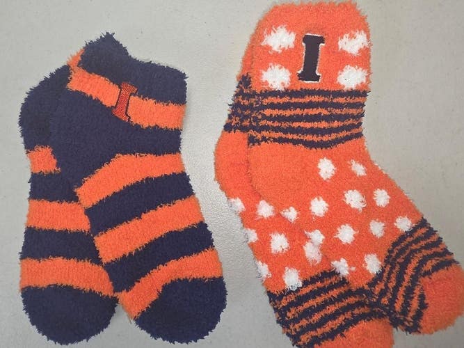 ST4 NCAA ILLINOIS FIGHTING ILLINI Crew Socks Lot of 2 Pair MEDIUM New