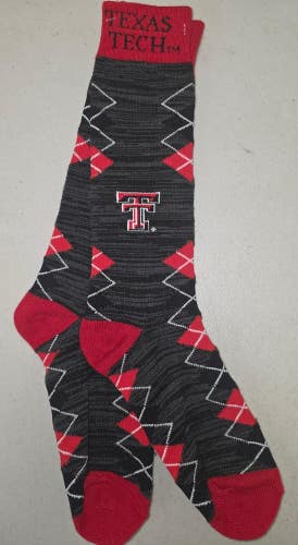 ST1 NCAA TEXAS TECH RED RAIDERS Crew Socks OSFM One Size Fits Most FREE SHIIPING