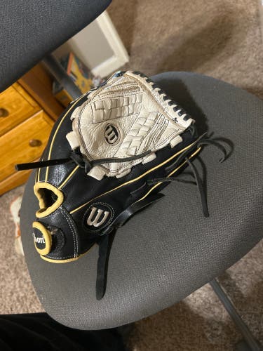 Wilson A500 RH Infield Softball Glove 12.25" (Used)
