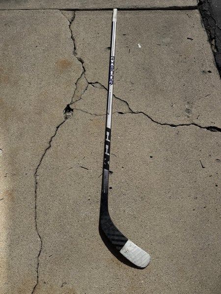 Intermediate CCM Ribcor 86K Right Handed Hockey Stick 50 Flex (Used)