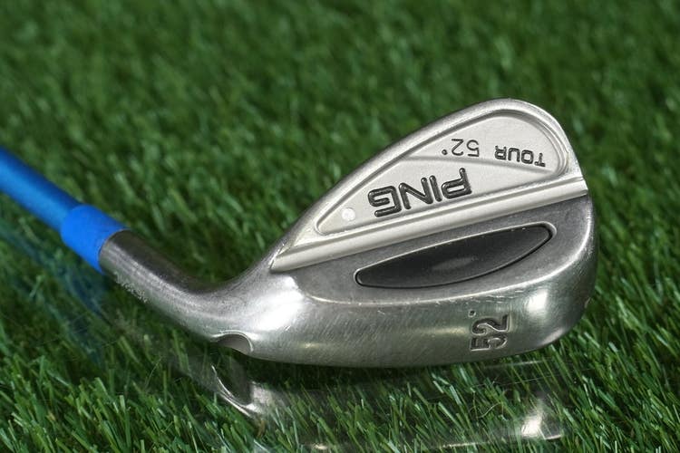 Ping Tour 52 Gap Wedge 36 Aura Stiff Graphite Design Super Stroke White Dot RH