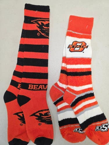 ST9 NCAA OKLAHOMA ST COWBOYS Crew Socks Lot of 2 Pair MEDIUM New