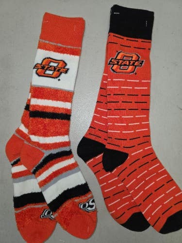 ST11 NCAA OKLAHOMA ST COWBOYS Crew Socks Lot of 2 Pair MEDIUM New