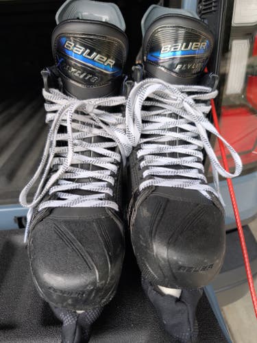 Bauer Vapor Flylite Hockey Skates Senior Size 10 Fit 1 (Used)