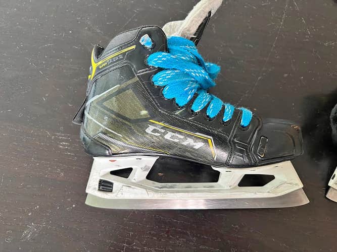 CCM Super Tacks 9370 Goalie Skates - INT Size 4 (D)