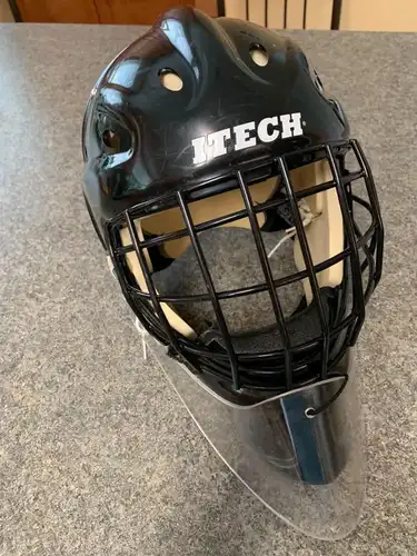 Itech Profile 1000 Goalie Mask (Senior)