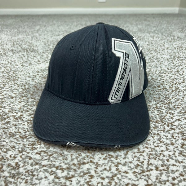 Minnesota North Stars Hat Cap Flex Mens Medium Black NHL Hockey Big Logo Stretch