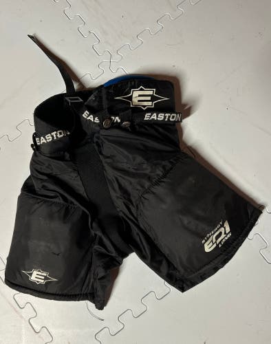 Youth Small Easton Synergy EQ1 Hockey Pants (Used)