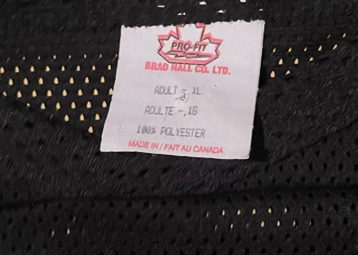 Men’s XL Practice Hockey Jersey Made in Canada (Used)
