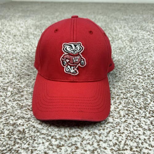Wisconsin Badgers Hat Cap Snap Back One Size Red NCAA Football Russell Athletic