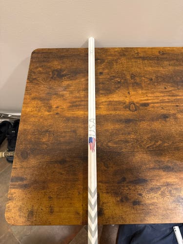 USA  ECD Carbon Pro Shaft (Used) Numbered 334/500