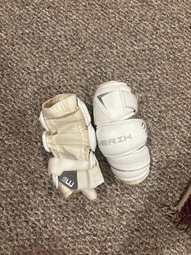 Medium Adult Maverik M6 Arm Pads (Used)