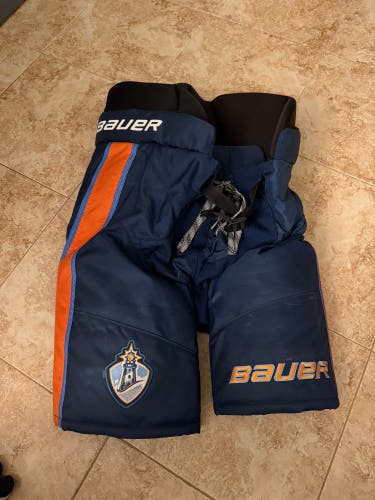 IHC Senior Large Bauer Custom Pro Hockey Pants (Used)