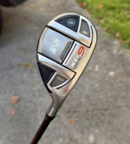 Nickent 6DX 3Hybrid w/ Aldila 85g Stiff Flex Graphite Shaft