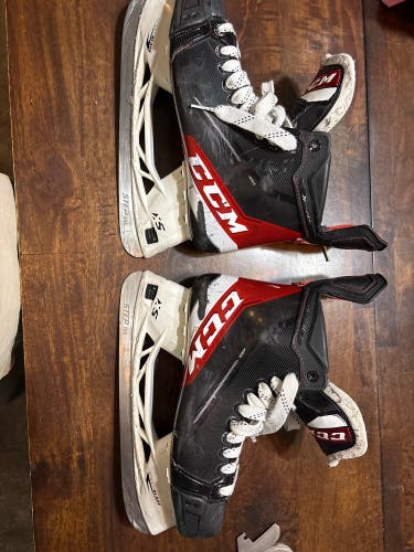2021 CCM JetSpeed FT485 Hockey Skates Regular Width 9.5 (Used)