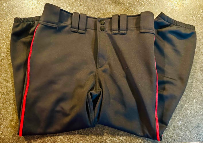 Black Women's Small Adult Mizuno Game Pants (Used)