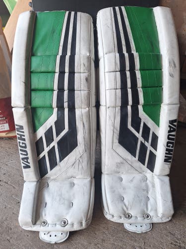 28"+2 Vaughn Velocity V8 Leg Pads