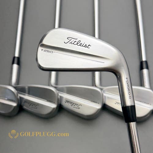 Titleist T250 Iron Set 5-GW / AMT Black Steel, Regular (204)
