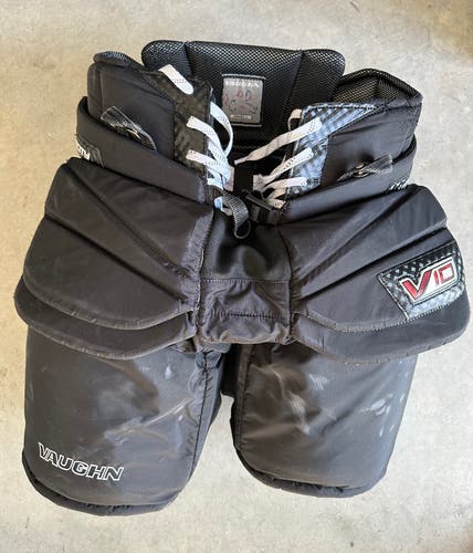 Senior Small Vaughn Velocity V10 Hockey Goalie Pants (Used)