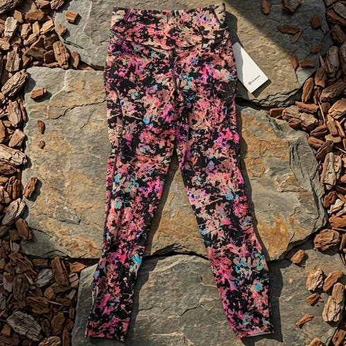 NWT Lululemon Base Pace HR Tight 25 Floral Leggings Size 6 Runnercore Gym