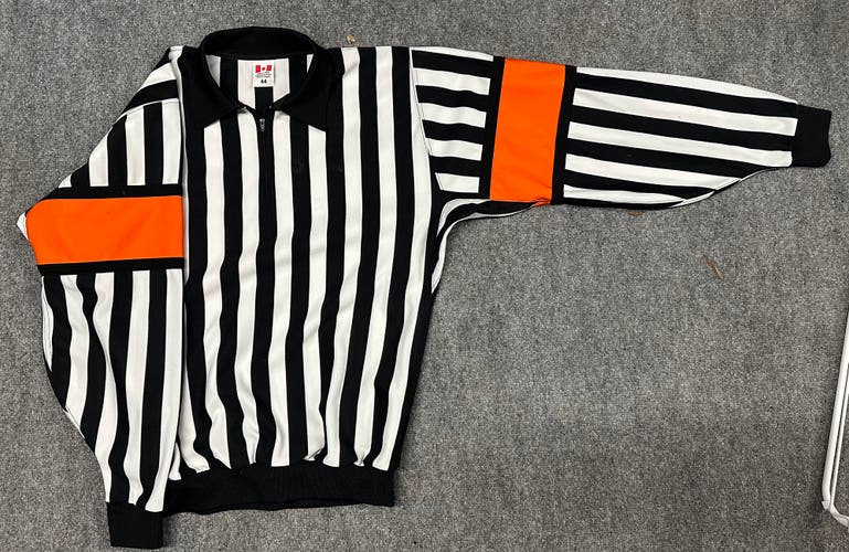 CCM Referee (Used)