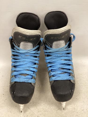 Used Bauer VAPOR X7.0 Junior Hockey Skate Junior 03 11851-S000052808