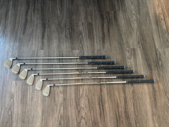Men's Cobra BiO Cell Left Hand Iron Set Regular Flex (Used)