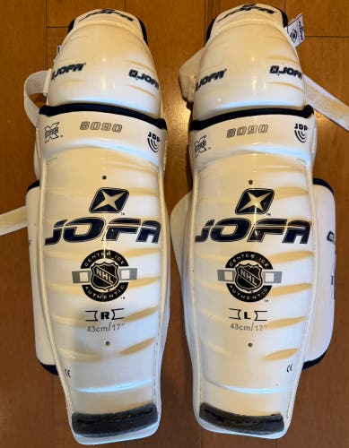 Jofa 8090 Shin Guards 17" (43cm) Senior Pro Stock – NHL Authentic Center Ice (Used)