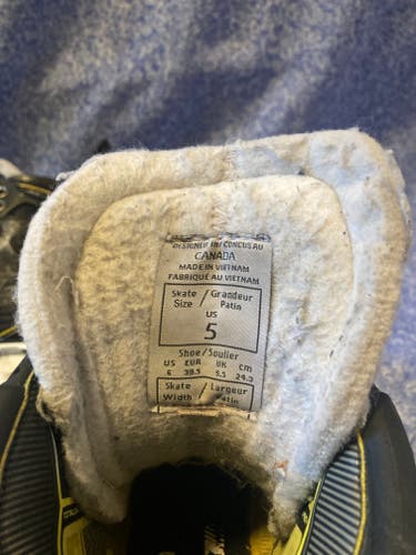CCM AS-3 Pro Black/Yellow 2020 Hockey Skates Regular Width Pro Stock Size 5 (Used)