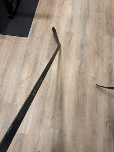 Senior CCM XF Ghost Left Hand Hockey Stick P29 75 Flex Pro Stock (Used)