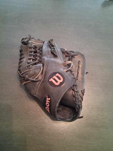 Wilson a2k Infield Baseball Glove 11.75" (Used)