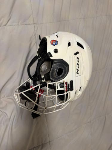 Large CCM Super Tacks X Helmet (Used)