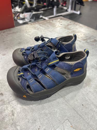 Used Keen Sandals Y 11337-S000497605