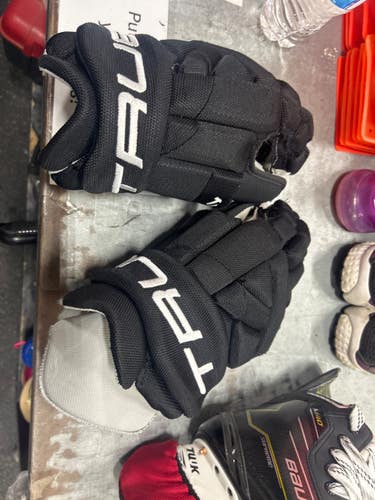 Used True HOCKEY GLOVES Senior Gloves Black 16" 11337-S000497584
