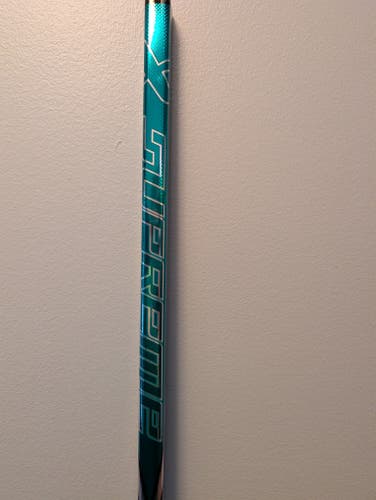Senior Bauer Fuse Right Handed Hockey Stick P28 87 Flex (New)