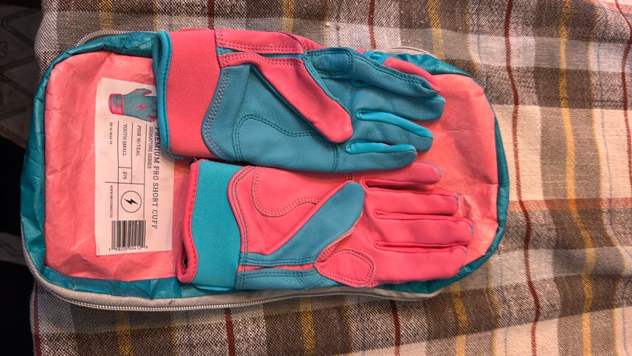 Small Batting Gloves (New)